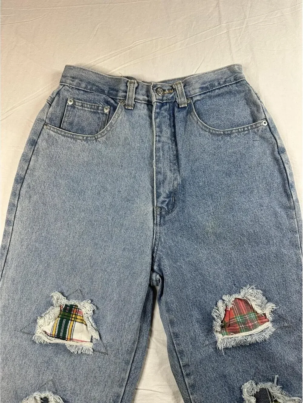 VNT 90s One World Plaid Patchwork Distressed Jeans Size 11 High Rise Straight - Picture 6 of 16